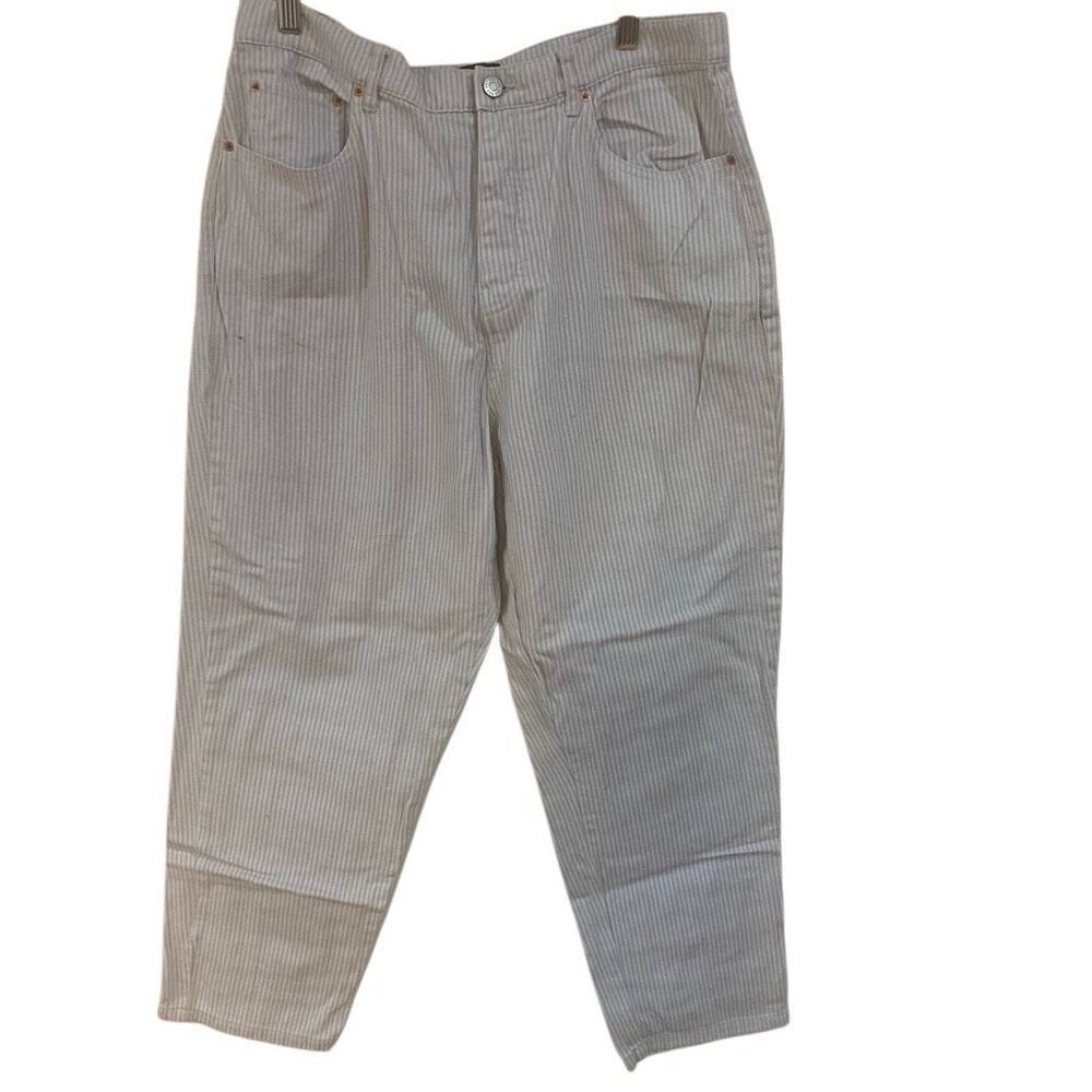 BDG slim straight size 33 gray striped pants